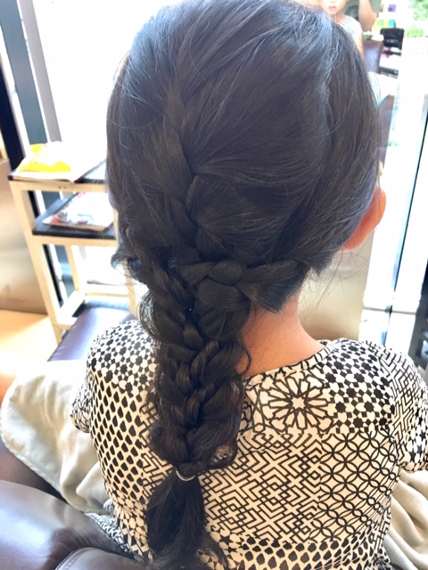 8 12 日 は多度大社前朝市にてヘアアレンジで出店 8 12 日 は多度大社前朝市にてヘアアレンジで出店