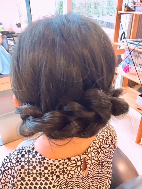 8 12 日 は多度大社前朝市にてヘアアレンジで出店 8 12 日 は多度大社前朝市にてヘアアレンジで出店